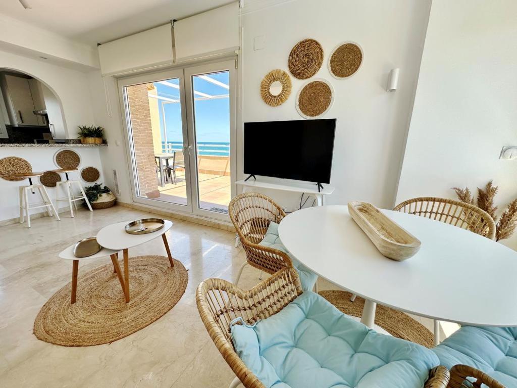 Atico Frontal Al Mar Con Piscina Privada By Homeprive Dénia Extérieur photo